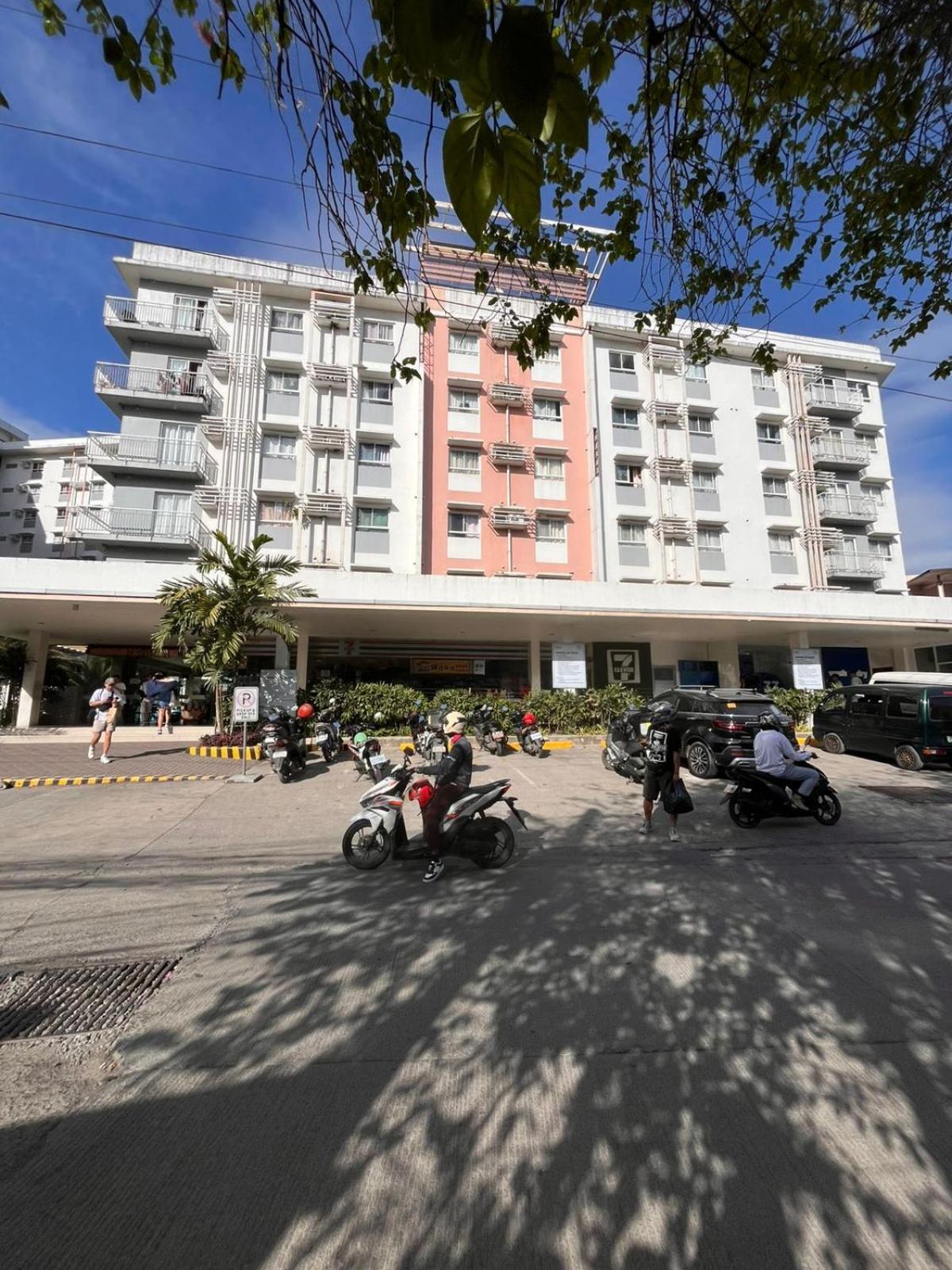 Summum Bonum Bliss - Lahug Aparthotel Cebu Eksteriør bilde